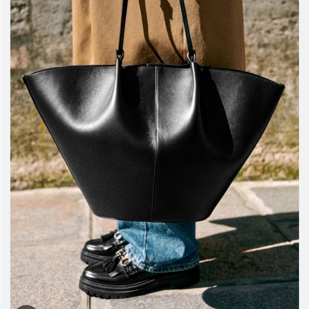 Sezane Mara bag in black